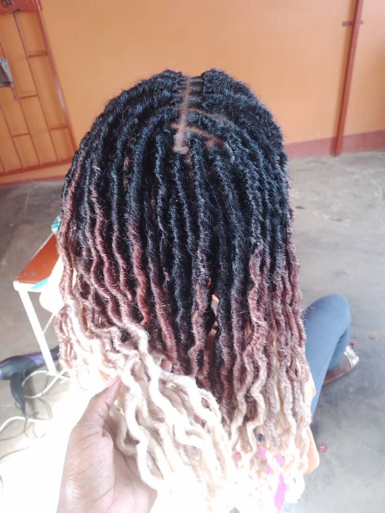 Beauty salon photo 8