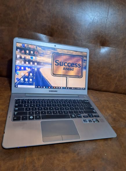 Samsung SLIM Laptop for sale in Windhoek - Laptops - Kalahari Deals Namibia