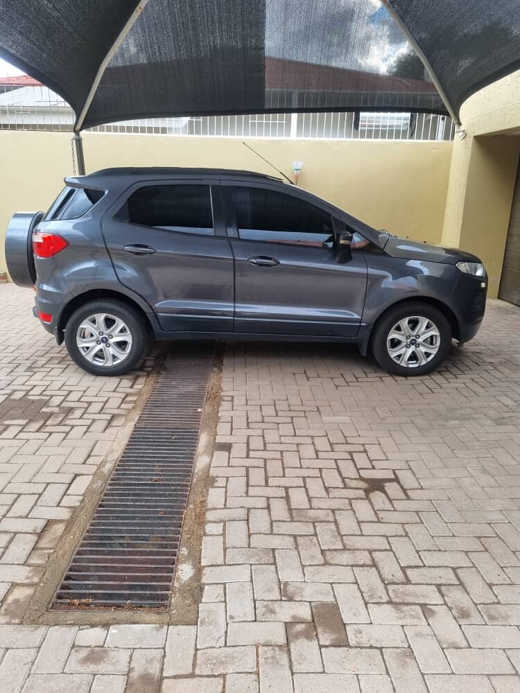Ford Ecosport photo 2