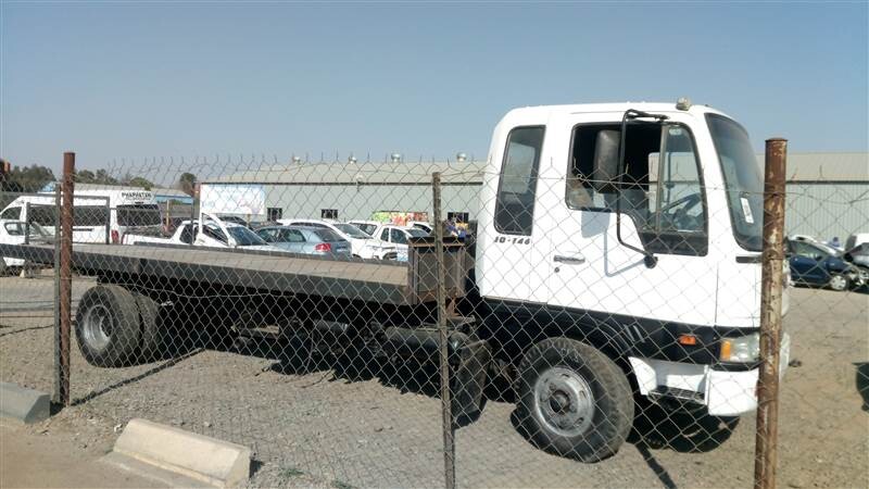 1996 HINO 10-146 photo 6