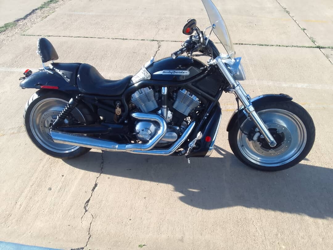 Motorbike Harley Davidson V-road 1150 cc recently services in parfait condition photo 1