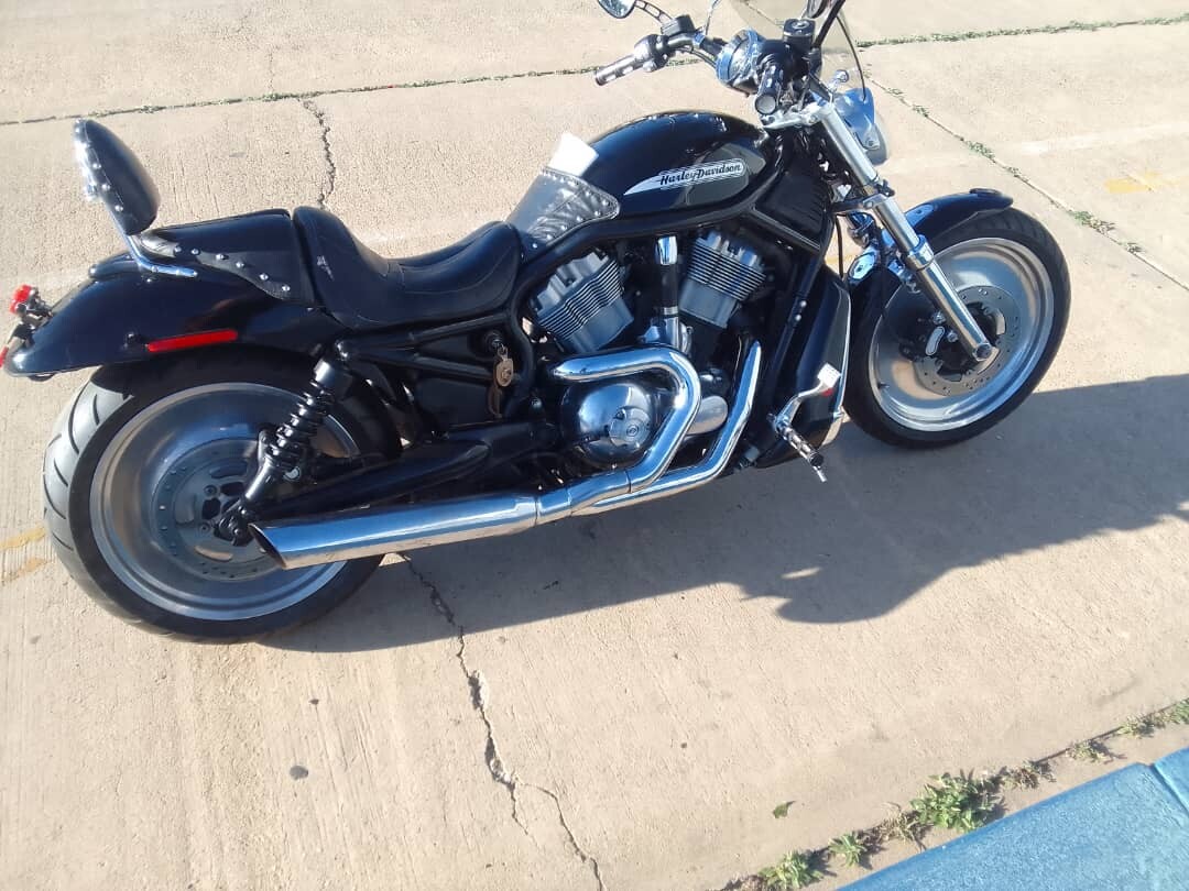 Motorbike Harley Davidson V-road 1150 cc recently services in parfait condition photo 2