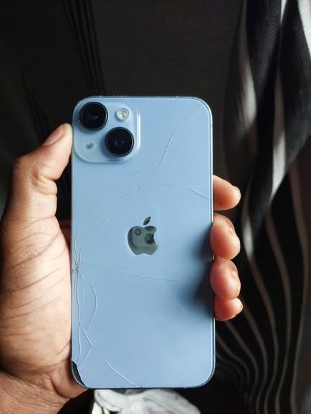 iPhone 14, 128GB photo 3