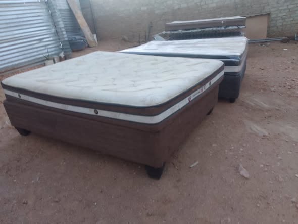 Queen size beds photo 4