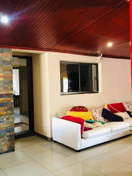 12 Bedroom House - Academia photo 4