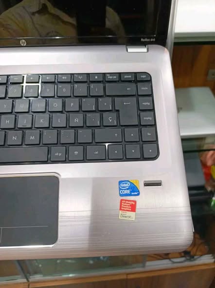 HP Pavilion DV6 photo 2