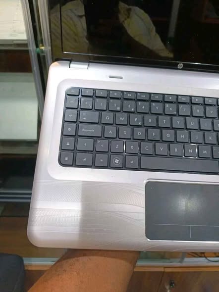 HP Pavilion DV6 photo 3