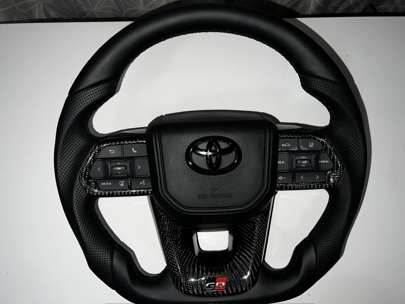 Toyota GR steering wheel photo 3