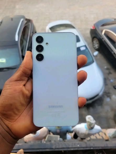 Samsung galaxy A25 5G photo 1