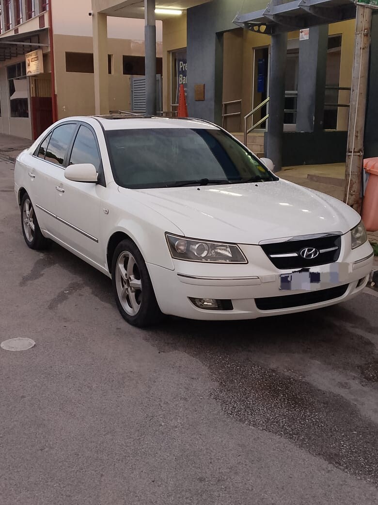 HYUNDAI SONATA 2.4 photo 2