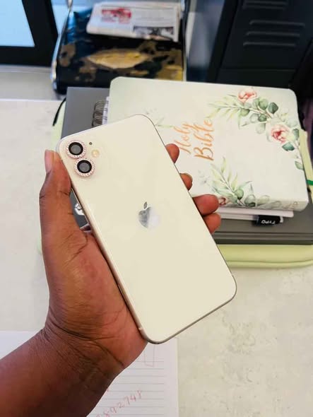 Iphone 11 | 128GB photo 4