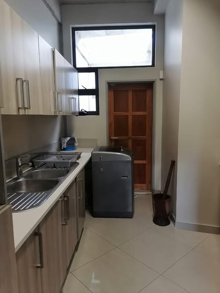 3 Bedroom Flat For Rent in Eros photo 1