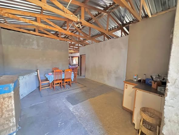 4 Bedroom house for sale photo 4