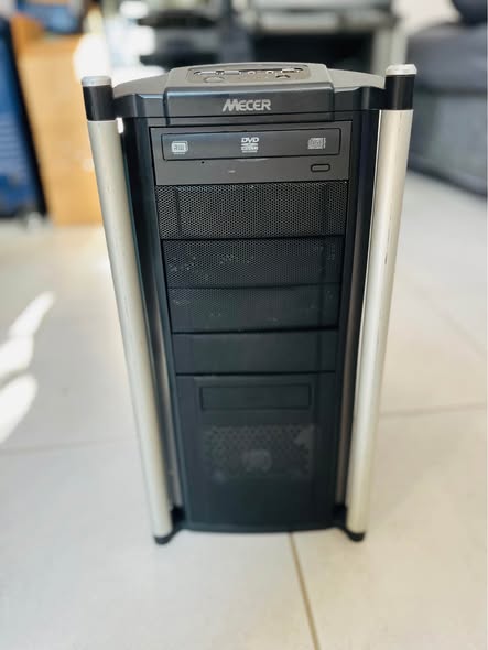 Computer box photo 2