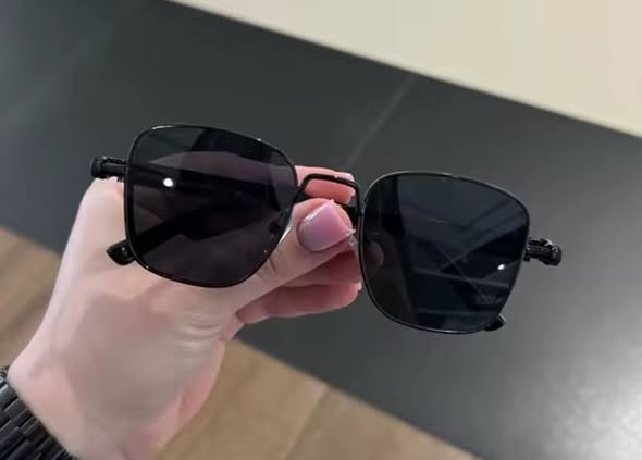 Sunglasses photo 1