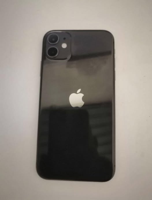 iPhone 11 photo 1