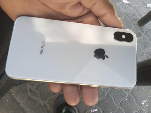 iPhone xs photo 2