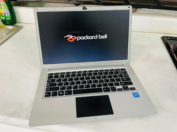 Packard Bell photo 1