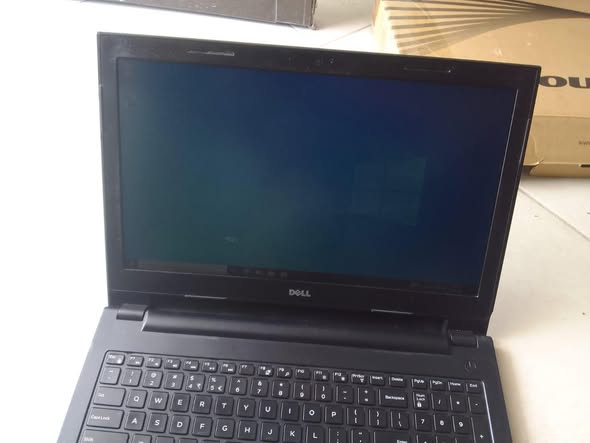 Dell laptop photo 2