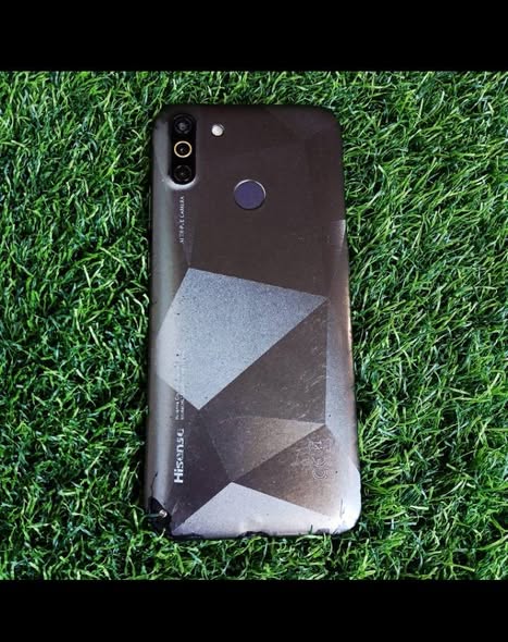 Hisense E40 photo 2