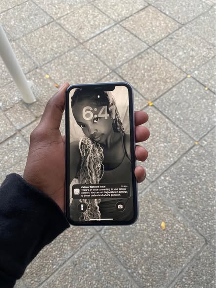 iPhone 11 photo 1