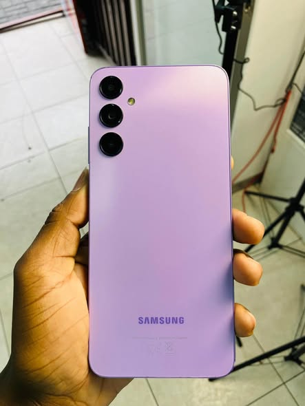 Samsung A05s photo 2