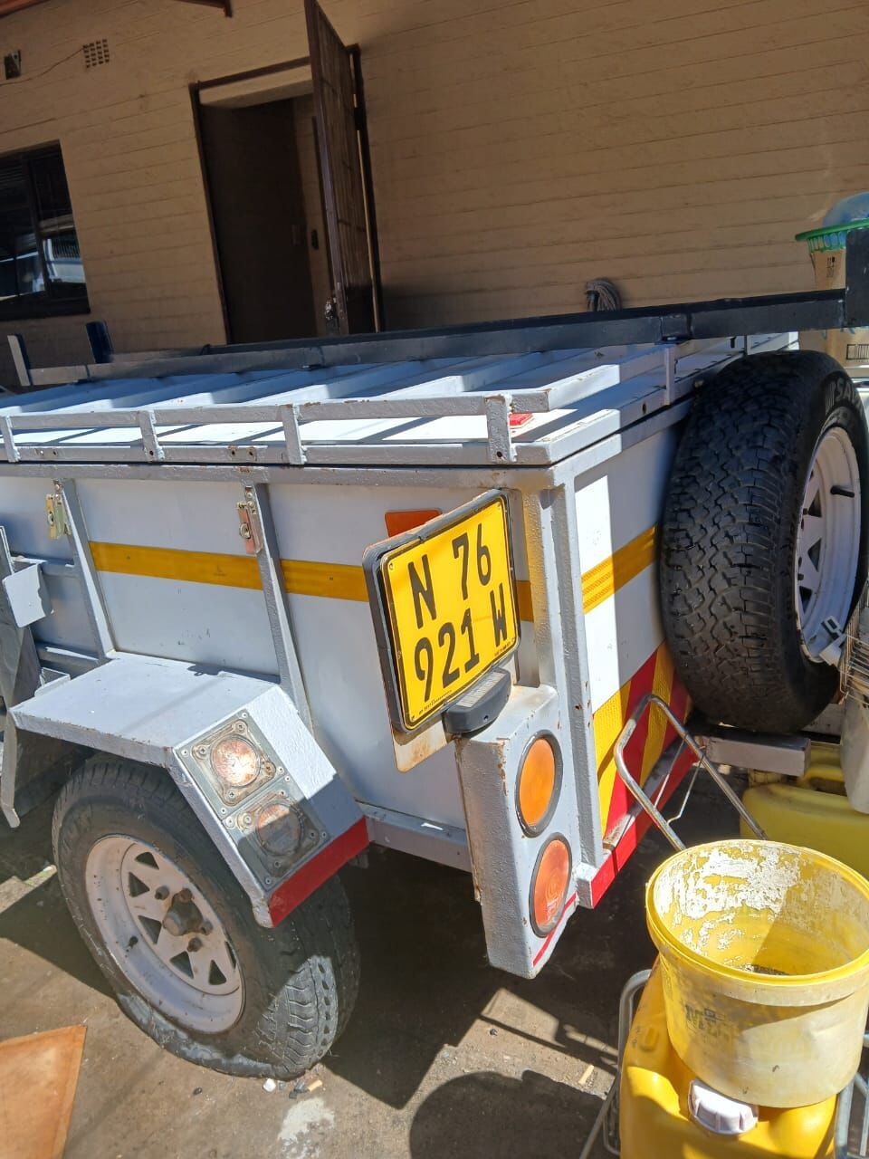Camping trailer photo 4