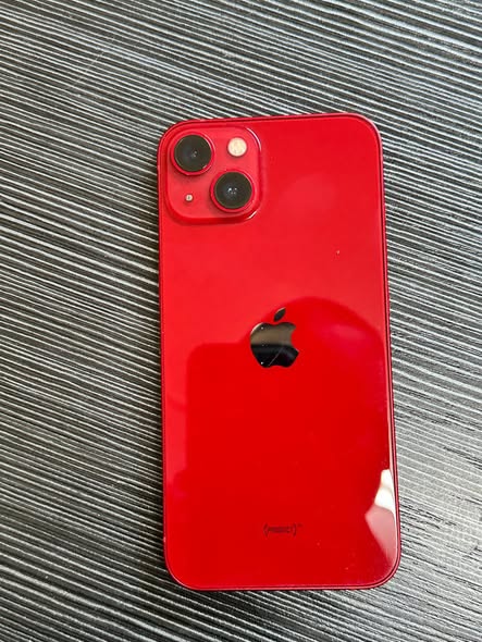 IPhone 13 photo 2