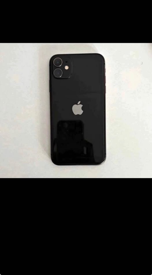 iPhone 11 photo 1