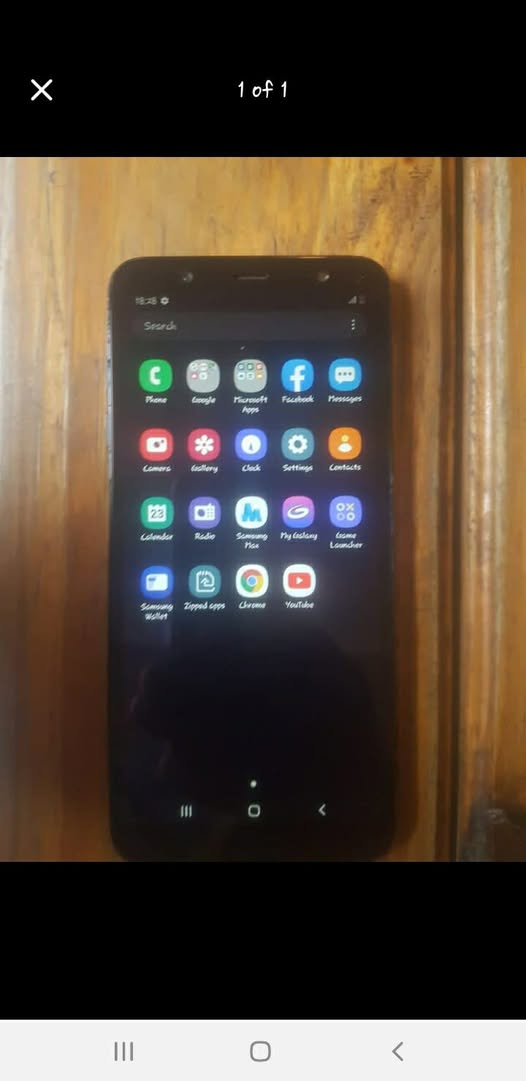 Samsung j8 photo 1