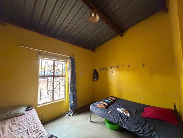 House For Sale - Soweto photo 4