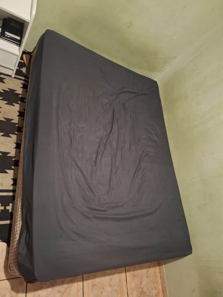 Double Bed photo 3