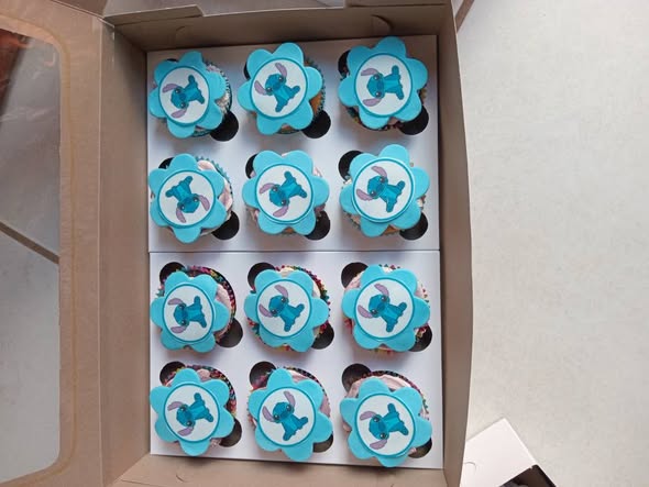 Gorgeous cakes and cupcakes photo 1