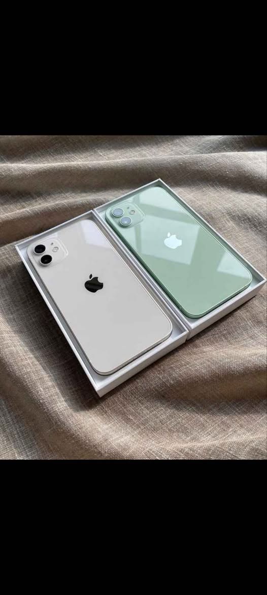 iPhone 12 photo 1