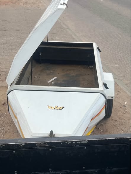 Trailer photo 1