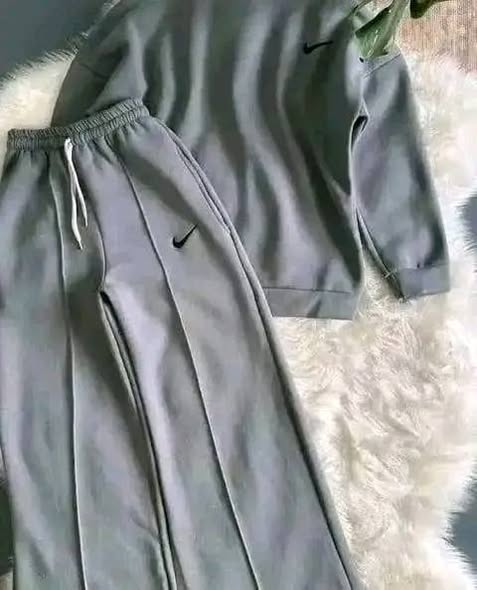 Tracksuits photo 3