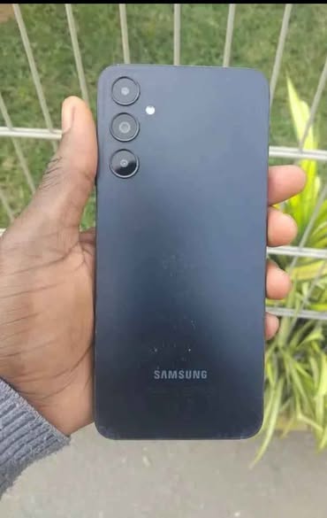 Samsung galaxy a05s photo 2