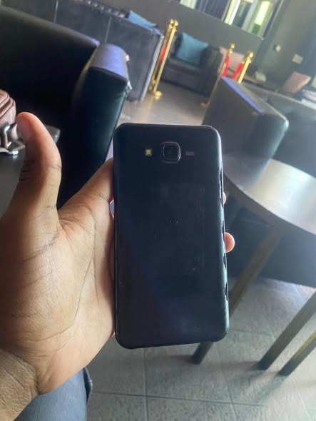 Samsung J7 photo 3