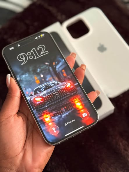 iPhone 16pro Max photo 4