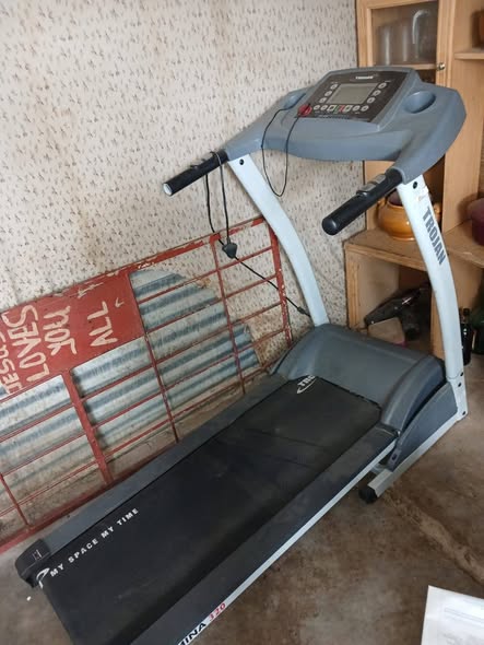 Trojan Treadmill photo 2
