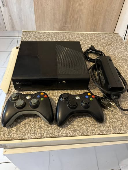 Xbox 360 photo 1