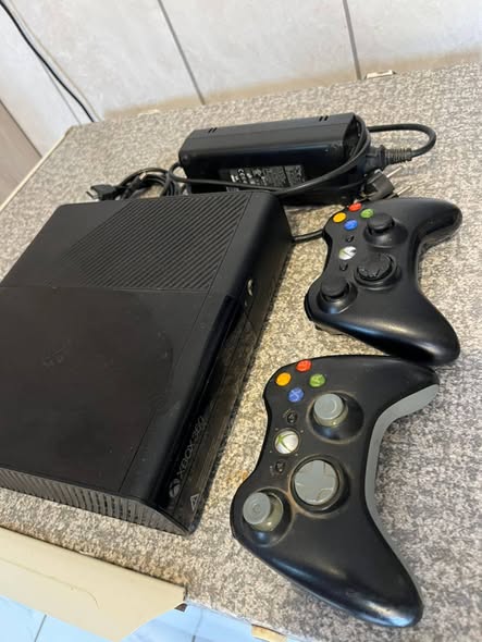 Xbox 360 photo 2