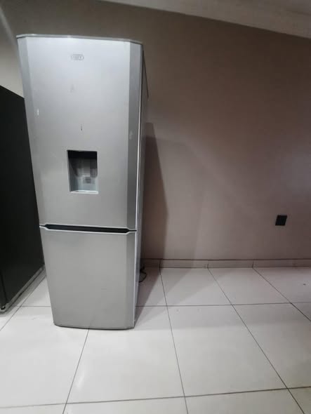 Defy Fridge photo 2