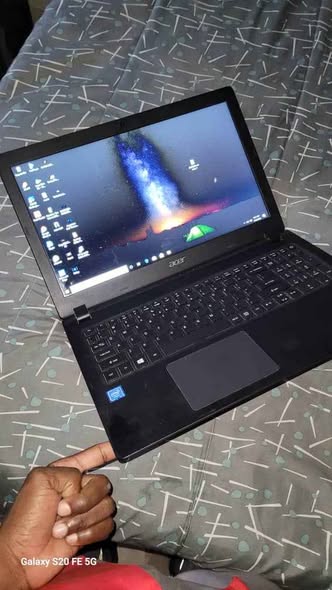 Acer Laptop photo 2