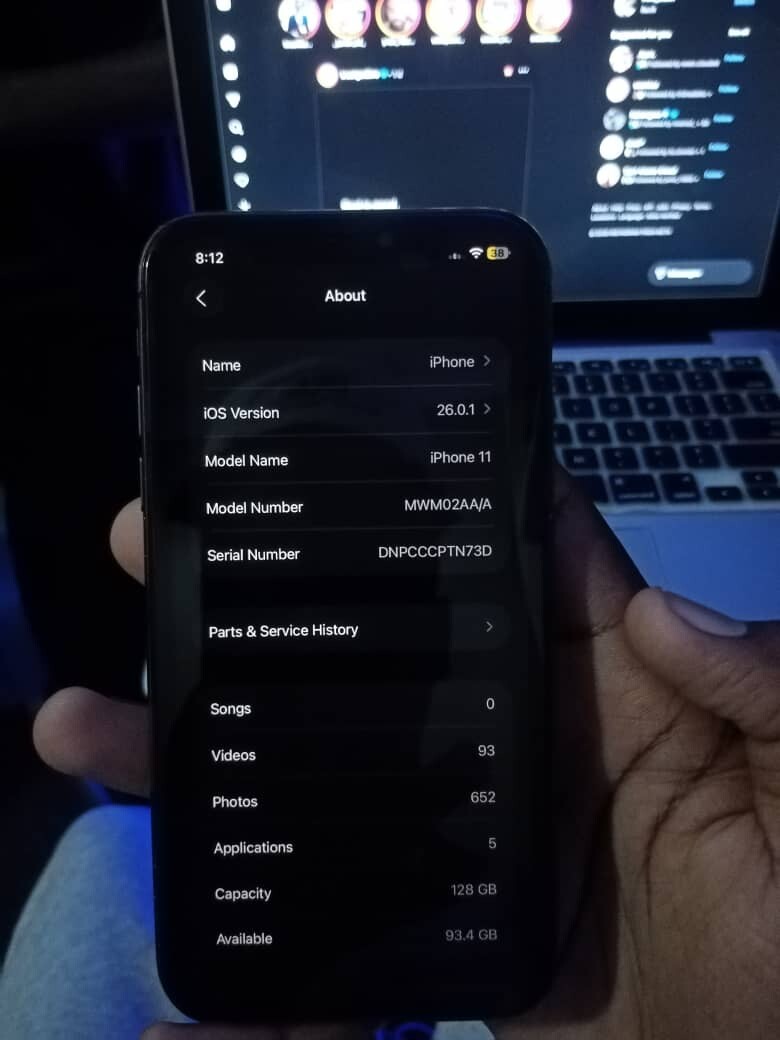 Iphone 11 for sale on low price photo 1
