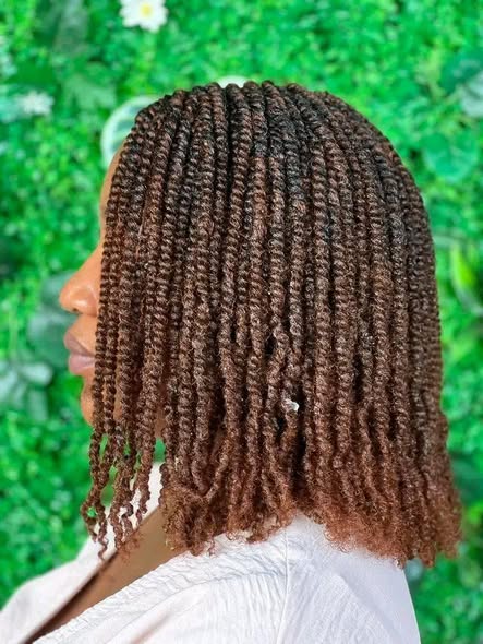 Kinky hair photo 1
