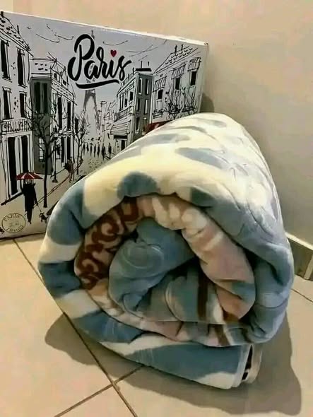 Blankets photo 1