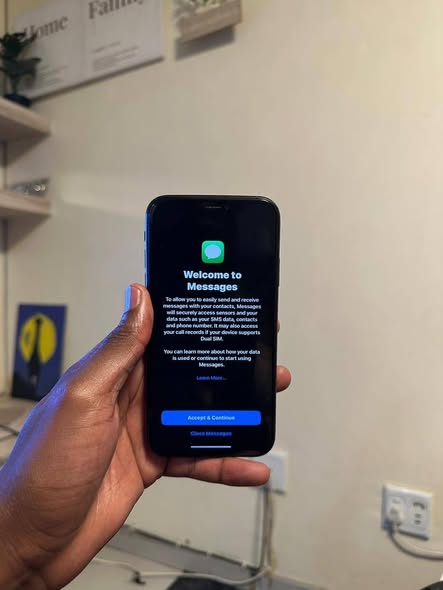 IPhone XR photo 5