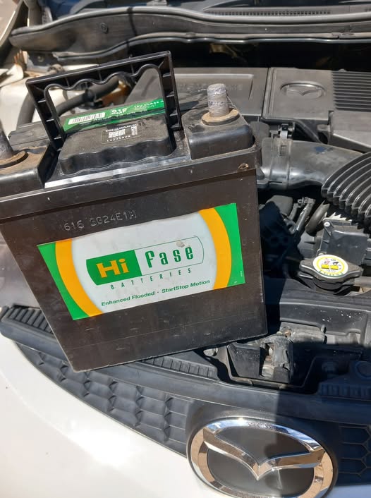 Car battery small terminals photo 1