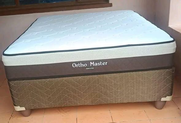 QUEEN SIZE BEDS photo 5